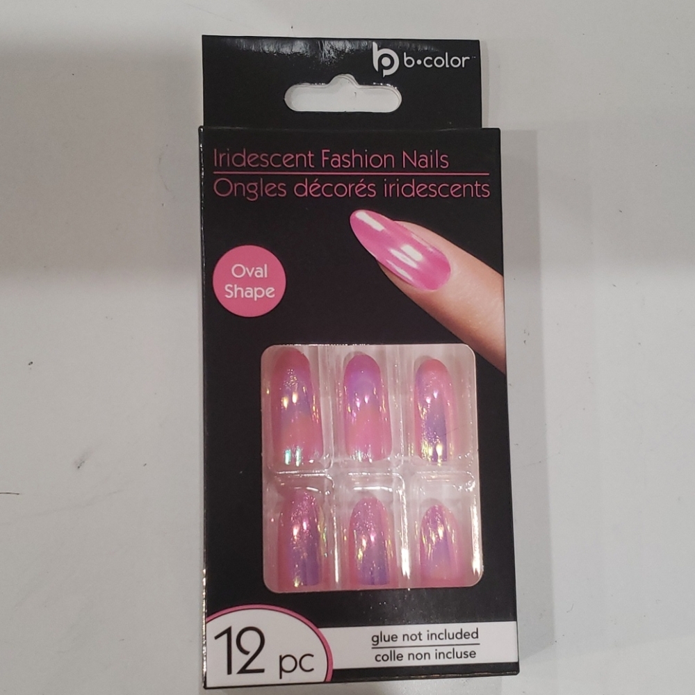 Iridescent Fashion Nails Oval Shape 12 pc